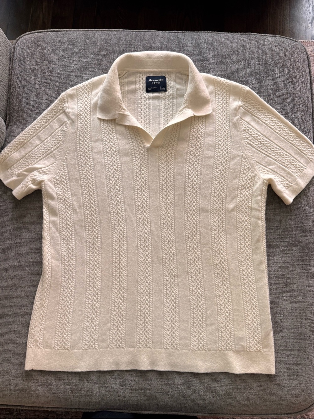 Men’s Abercrombie and Fitch knit short sleeve button down